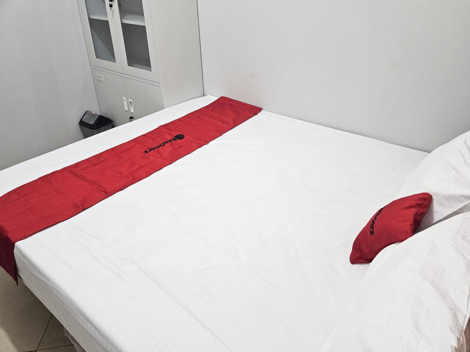 Reddoorz At Pucang Anom Timur Surabaja Zewnętrze zdjęcie