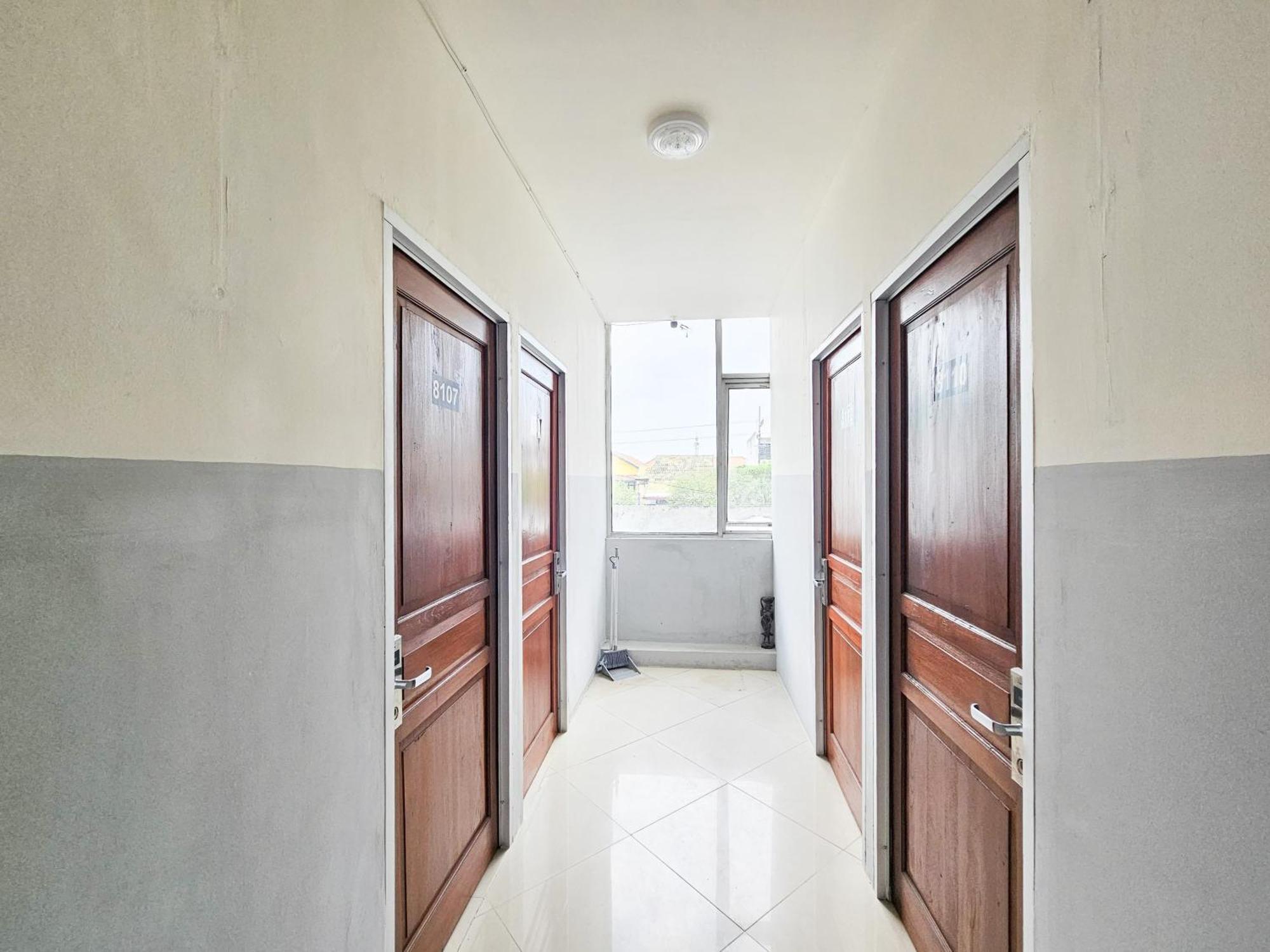 Reddoorz At Pucang Anom Timur Surabaja Zewnętrze zdjęcie